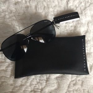 Quay ‘Vivienne’ Black Aviator Sunglasses
